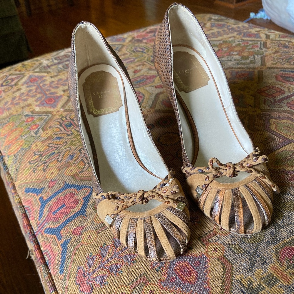 CHRISTIAN DIOR heels